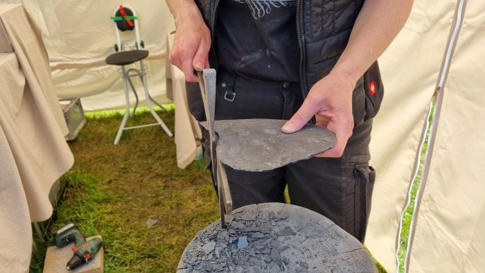 Kunsthandwerkermarkt-der-schoenen-Dinge-Pfingsten-052024-Roensahl-Gut-Haarbecke (59)